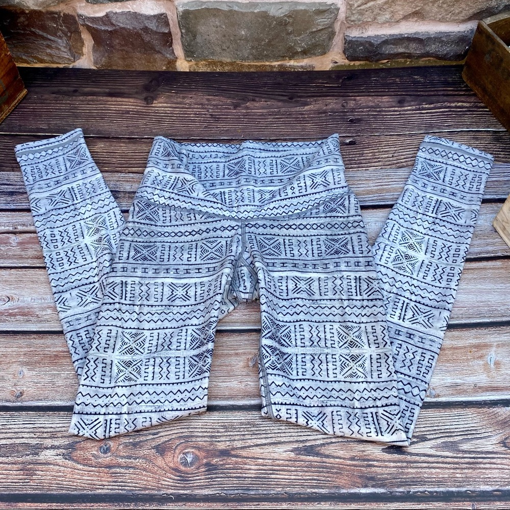 ✨NIYAMA SOL MOONFLOWER TRIBAL PRINT BAREFOOT FULL LENGTH LEGGINGS XS - Picture 5 of 9